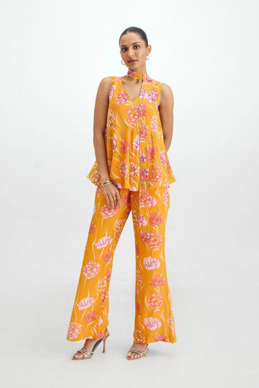 Flared Top + Retro Pant Set In Avya